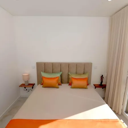 Oro Nero Encantos - Luxury 2 Bedroom In Location Apartment Nazare